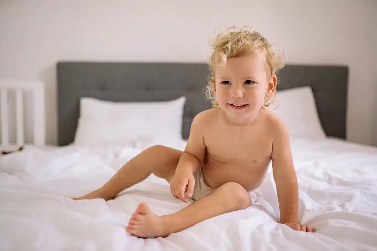 Comparaison des couches Pampers Baby Dry et Pampers Premium : quelles sont les différences à connaître ?